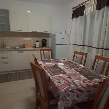 Apartment Lotusz Heviz